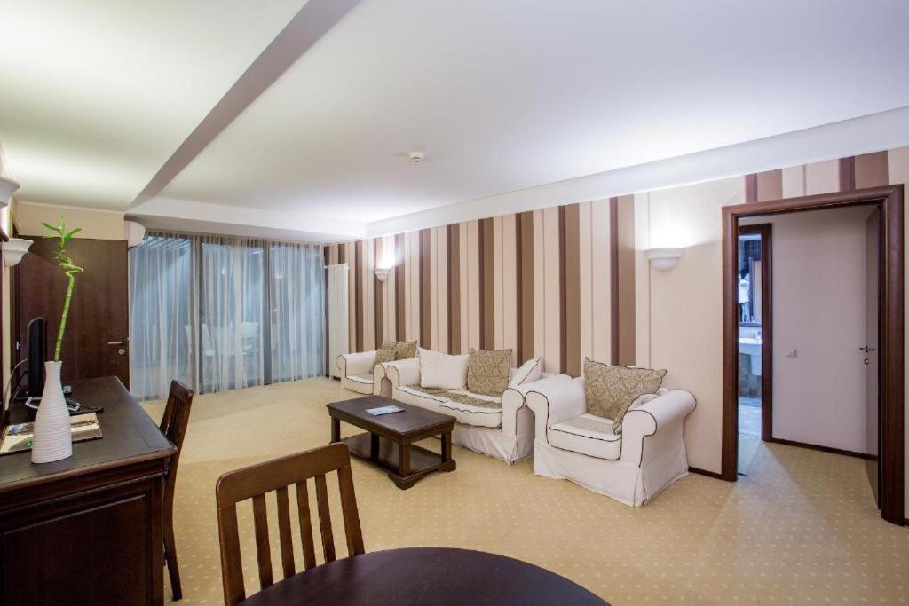 פויאנה ברשוב Alpin Resort Hotel - Apartamentele 2403-2404- Proprietate Administrata De Gazda Privata מראה חיצוני תמונה